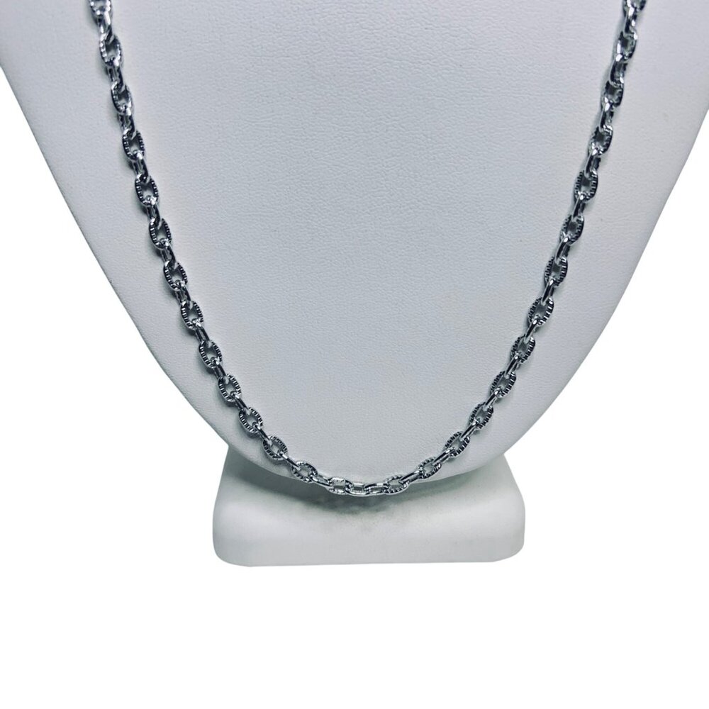 Light Weight Textured Silver Tone Cable Chain Necklace (5815) - Picture 3 of 5